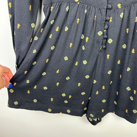 Free People Love Grows Black Geometric Print Long Slv Keyhole Romper Playsuit S - Picture 16 of 16